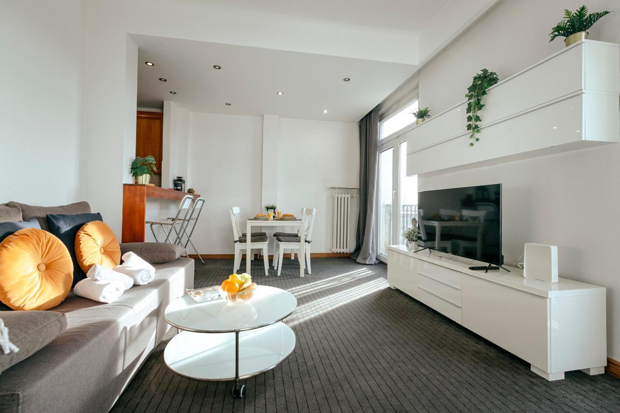 Good Apartments - Plac Konstytucji 6 - Orange Warszawa Zewnętrze zdjęcie